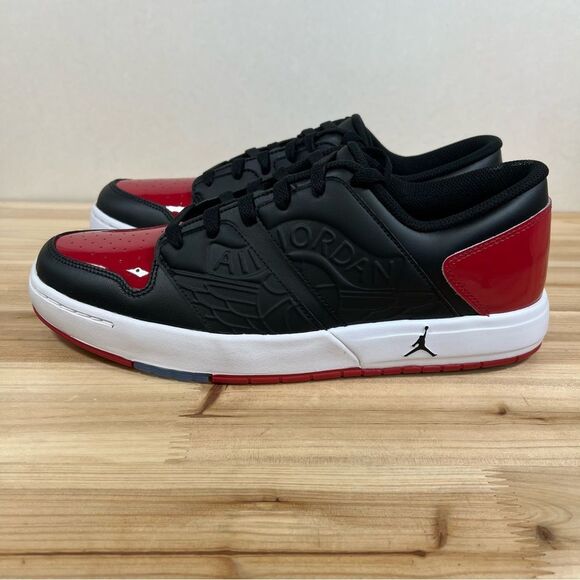 Jordan NU Retro 1 Low Nike Sneakers Mens 10 Black White Varsity Red NEW with Box - Picture 4 of 11